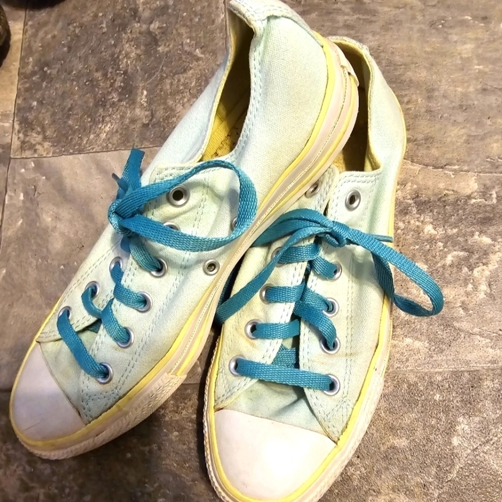 Converse
